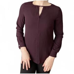 Le Chateau Purple Blouse Keyhole Neckline Size Small